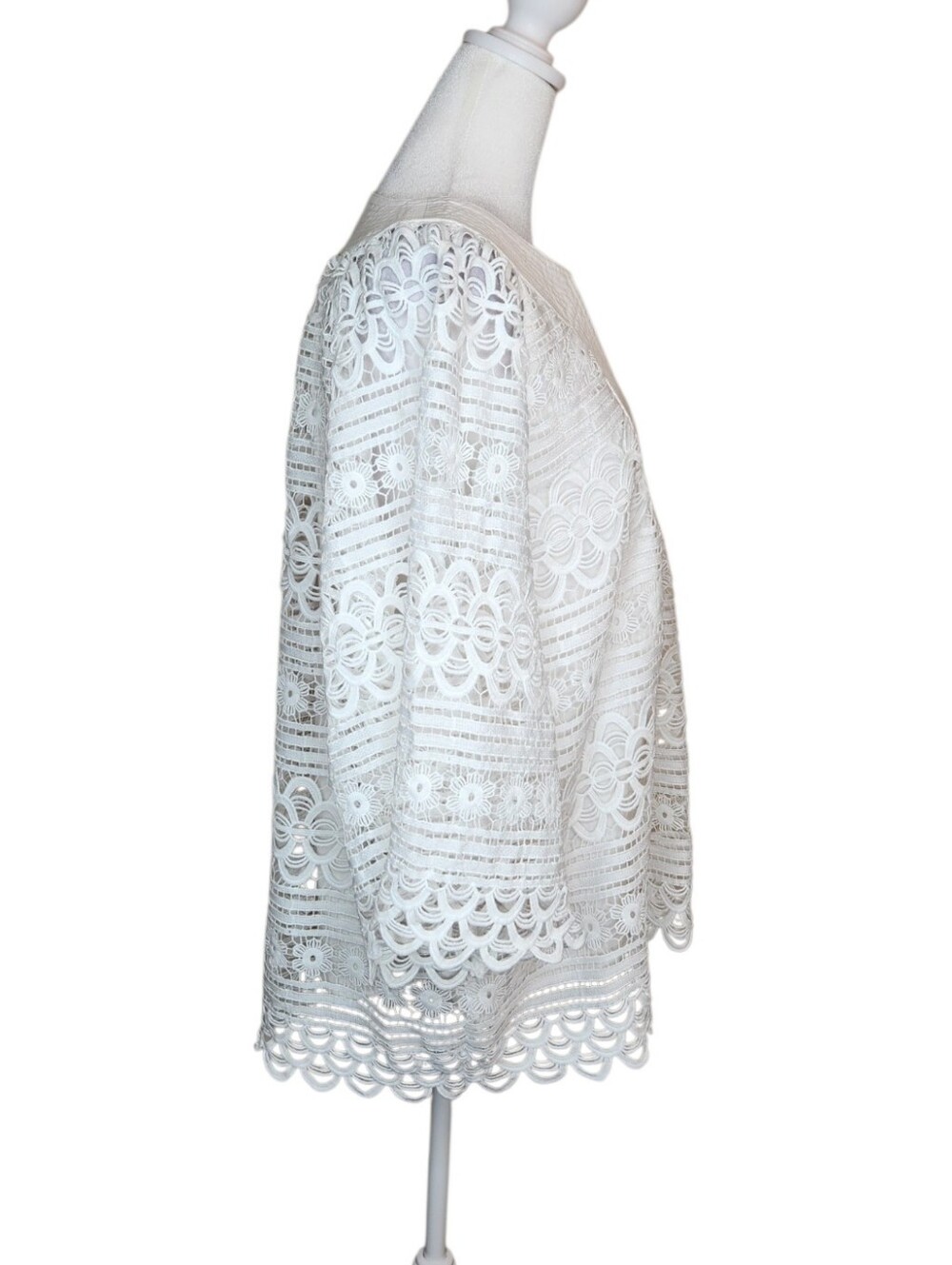 NEW Avara Casey Top White Crochet Lace 3/4 Bell Sleeve Size XL - Picture 2 of 9